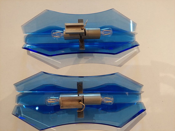 Image 1 of Set van 2 blauwe glazen wandlampen in Italiaanse mid-century stijl van Veca