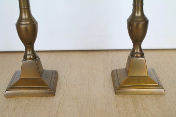 Image 1 of Candelabros, juego de 2, antiguos, de finales del siglo XIX, de latón.
