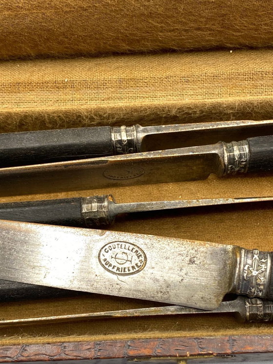 6 Bouffrière Cutlery table knives with blackened wooden handles in their original box – Cutlery Sets, Paper (photo 3 of 4)
