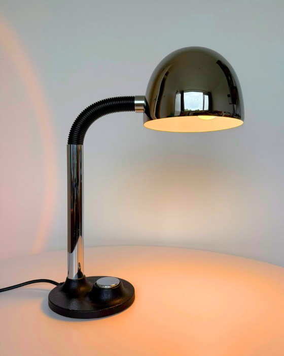 Image 1 of Vintage 60s / 70s space age chromen bureaulamp van Egon Hillebrand