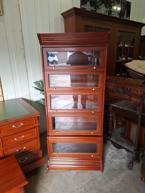 Image 1 of Set completo per ufficio, scrivania bifacciale, mobiletto portaoggetti, libreria, cassettiera/vetrina