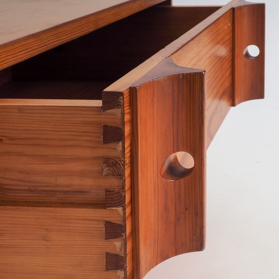 Image 1 of Armario de madera de pino Aran de Jordi Vilanova i Bosch