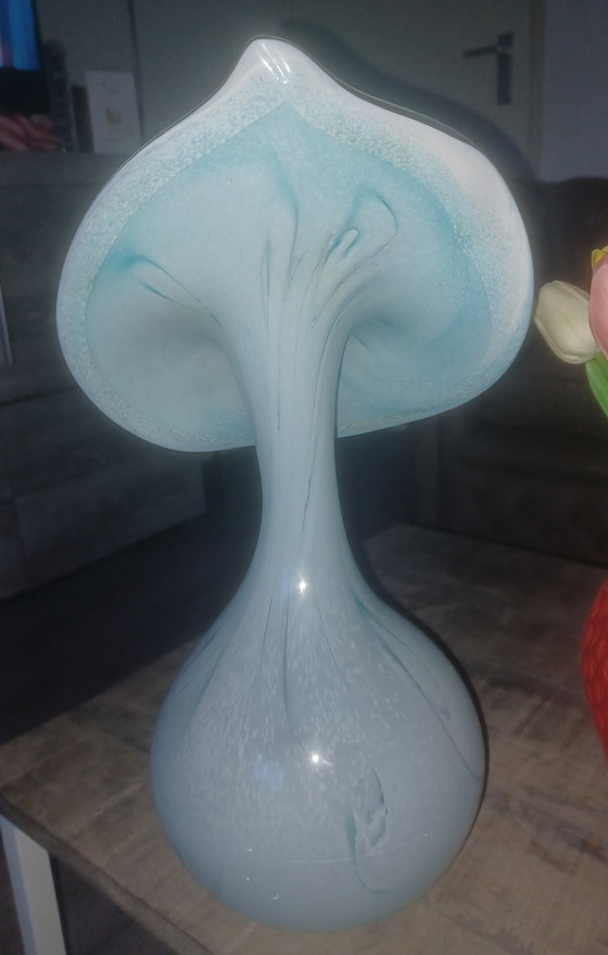 Image 1 of Römische Glashutte Linz Germany 39cm vaas met vogel