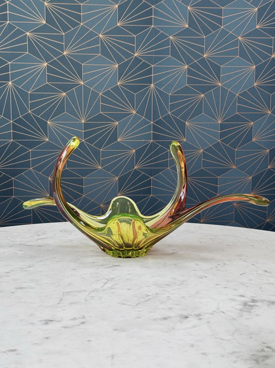 Image 1 of Grande centrotavola in vetro di Murano all'uranio di Seguso, Italia, anni '50-'60 — 50 cm