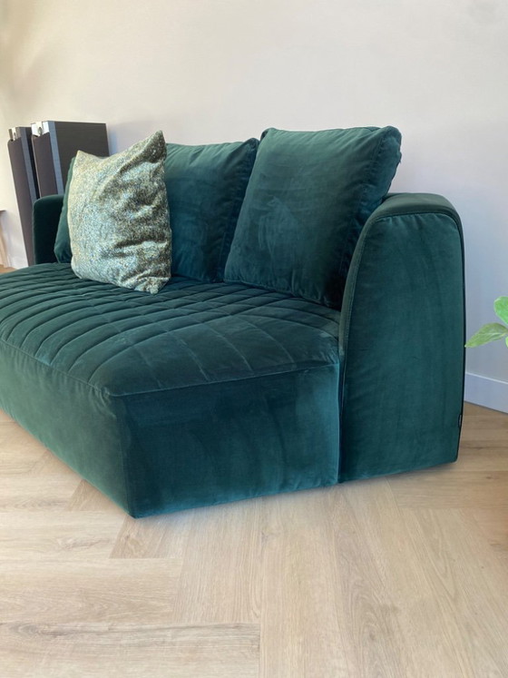 Image 1 of Sofá Bonaldo Peanut B Design – Terciopelo verde – Diseño italiano