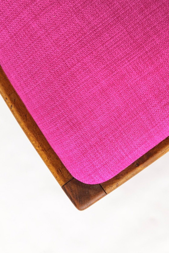 Image 1 of Sedia tedesca d'epoca - Anni '50 - Legno di faggio - Tappezzeria color magenta - Modernariato di metà secolo