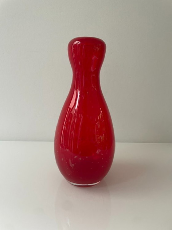 Image 1 of Mouth-blown designer vase of red glass