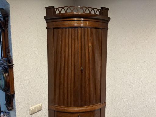 Rare corner cabinet made of North Holland oak – kasten, Wood (photo 2 of 6)