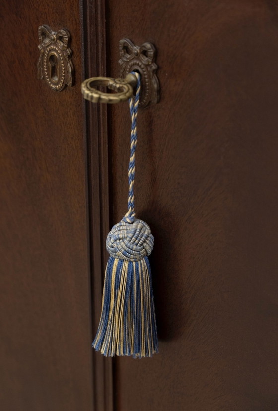 Image 1 of Armadio / guardaroba / credenza in mogano per la biancheria