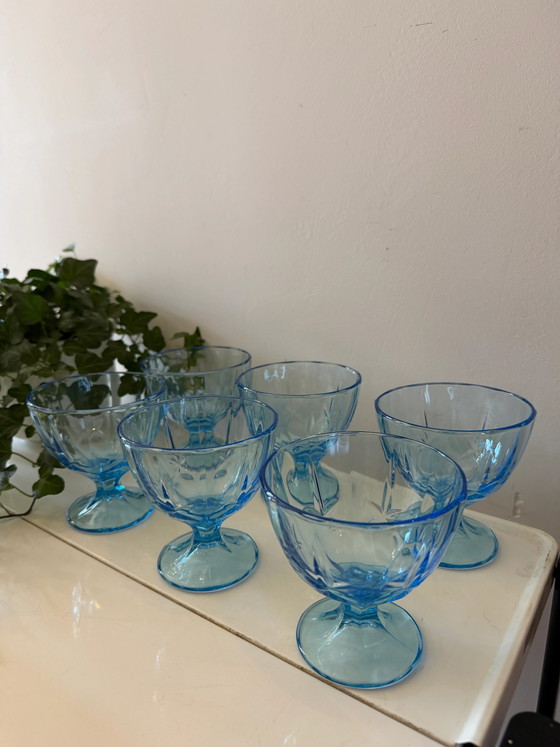 Set of 6 Luminarc coupe glasses – Glass & Decanter, Vintage (photo 5 of 6)