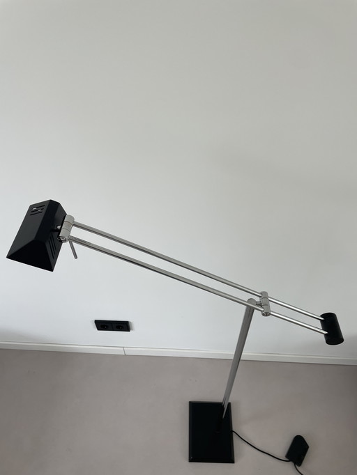 Hillebrand lamp