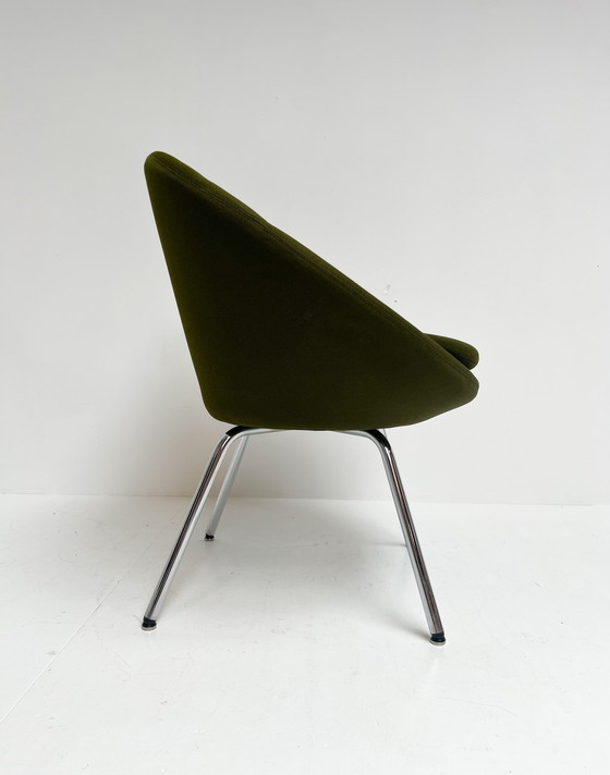 Image 1 of Conic chair by Allermuir, 2012