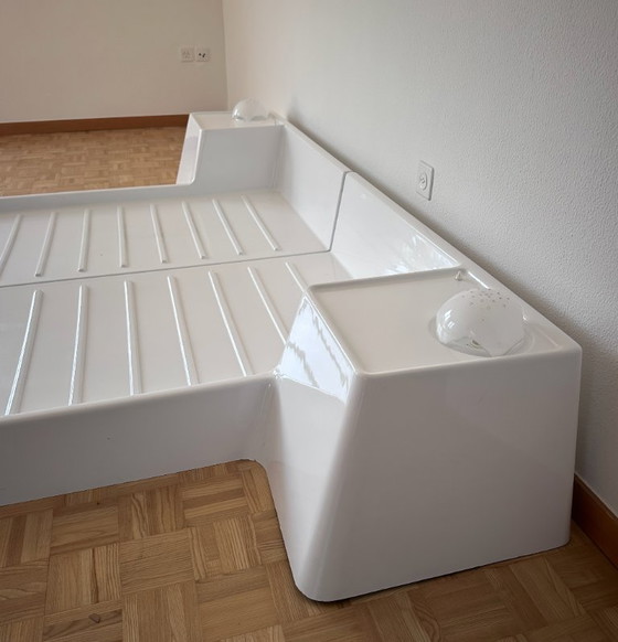 Raro letto matrimoniale Marc Held per Prisunic Space Age in fibra di vetro anni '70 – Mark held (photo 6 of 8)