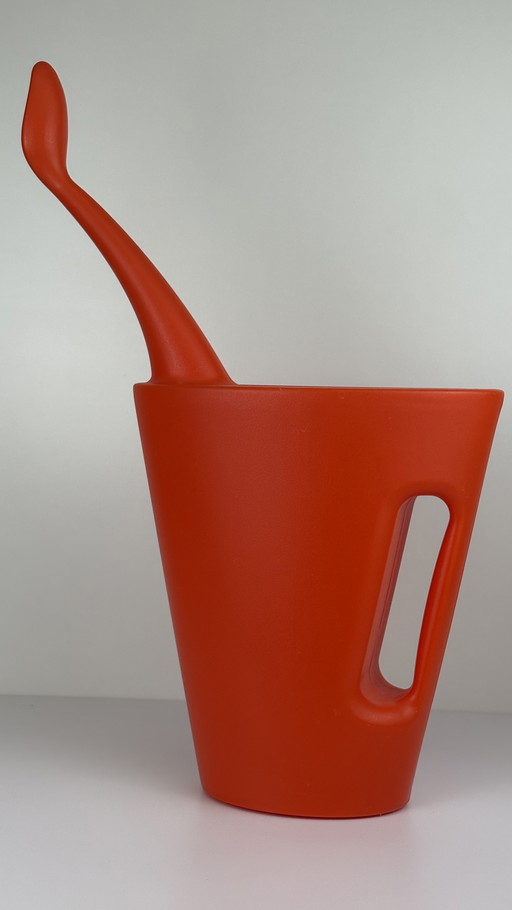 Design gieter Bo-Tanica  Gieter Serralunga, Design Denis Santachiar 2001