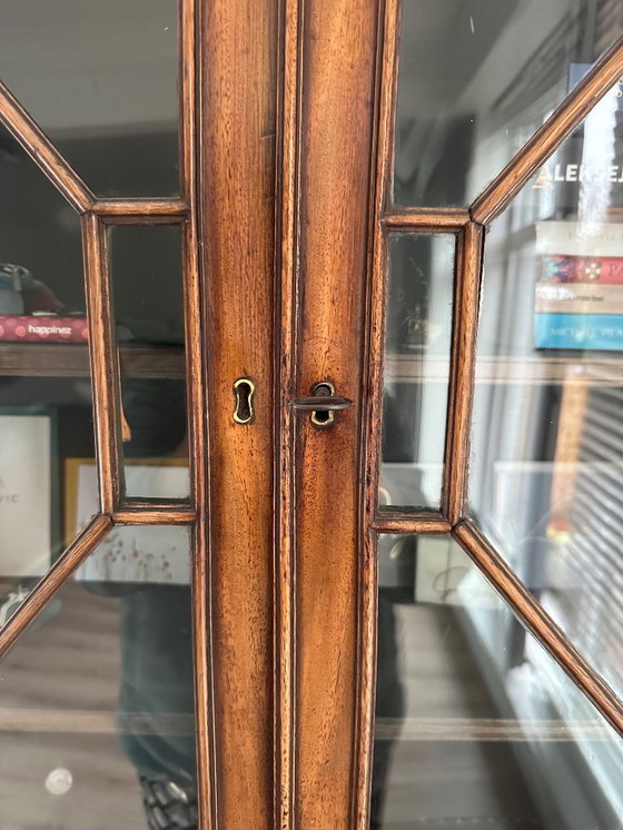 Image 1 of Antico armadio inglese