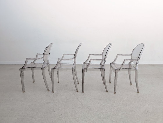 Image 1 of Set van 4 stapelbare stoelen van Kartell Design, model Philippe Starck Ghost.