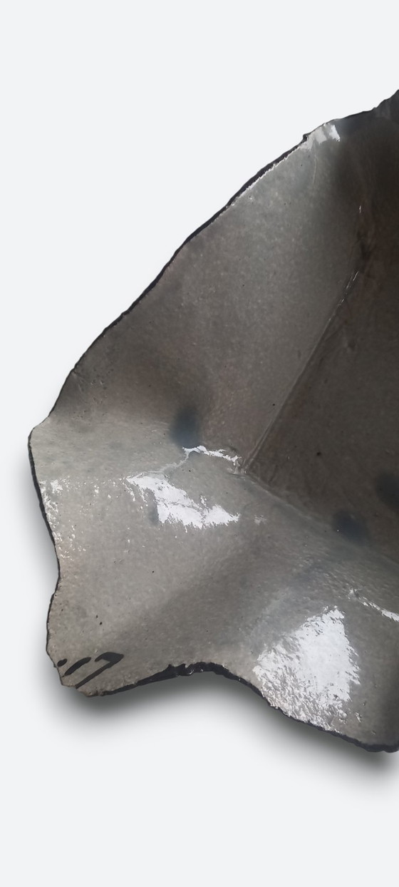 Image 1 of Studio ceramic bowl on foot with organic shape and gray glaze – signed studio mark