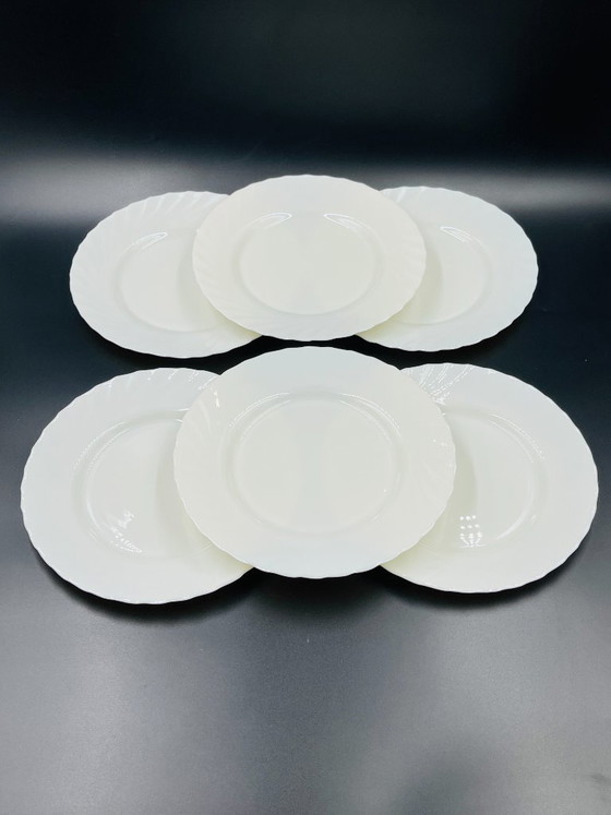 Image 1 of Service Table Vintage Arcopal Ivoire Trianon 18 Pièces