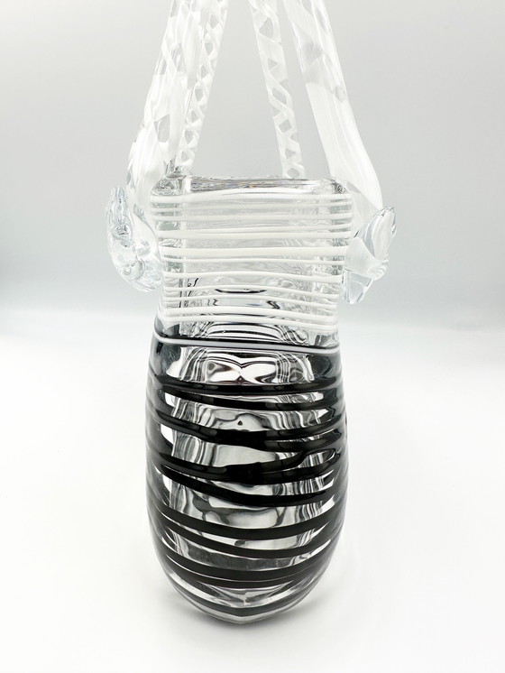 Image 1 of Mouth-blown glass bag / vase, Leonardo