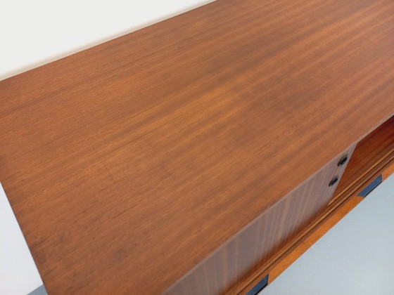 Image 1 of Credenza vintage in legno stile teak degli anni '60