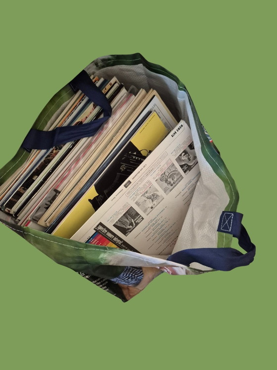 Image 1 of CDs vinyl cassettes