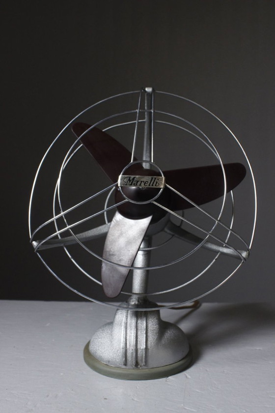 Ventilateur vintage Ercole Marelli design Streamline Italie 1950s – Objets déco, Plastic (photo 3 of 14)