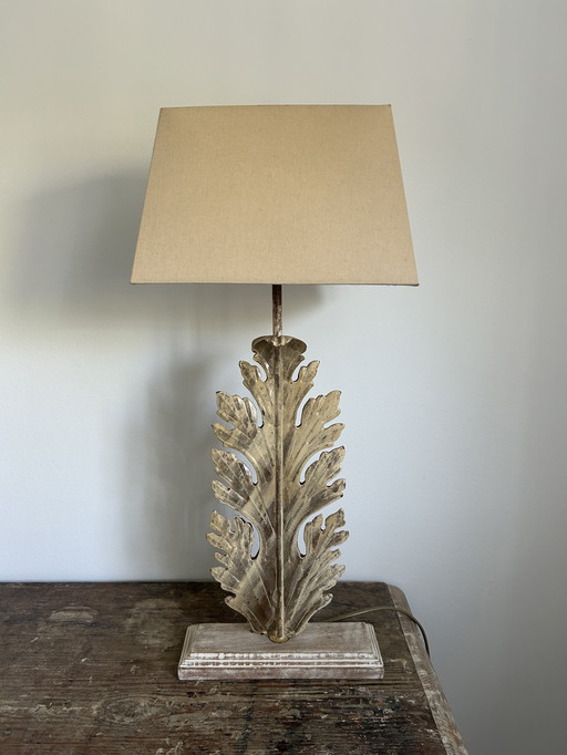 French leaf table lamp