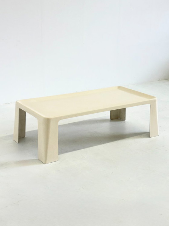 Image 1 of Amanta rectangular coffee table by Mario Bellini for C&B Italia in white