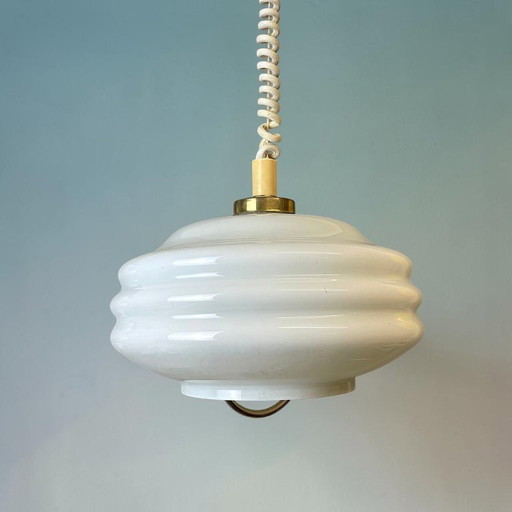 Weiße Glas-Pendelleuchte mit Ausziehmechanismus im Stil der 1970er Jahre für das Esszimmer – hanglampen