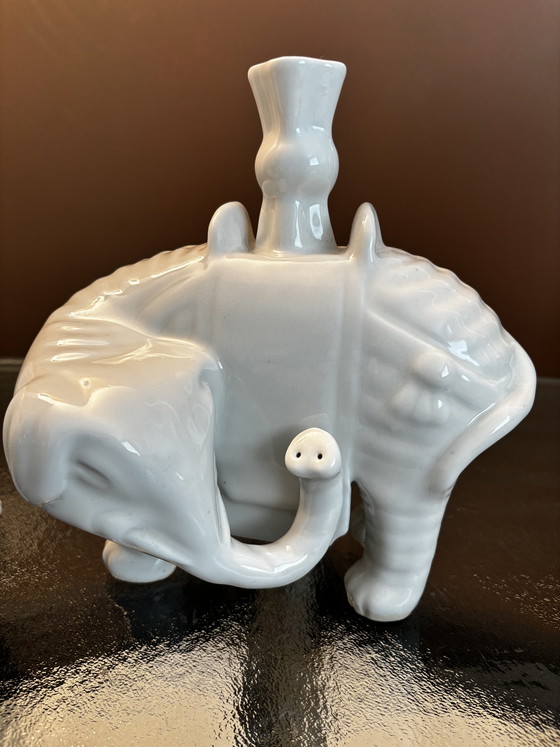 Image 1 of 2 Porcelaine Éléphant Blanc de Chine
