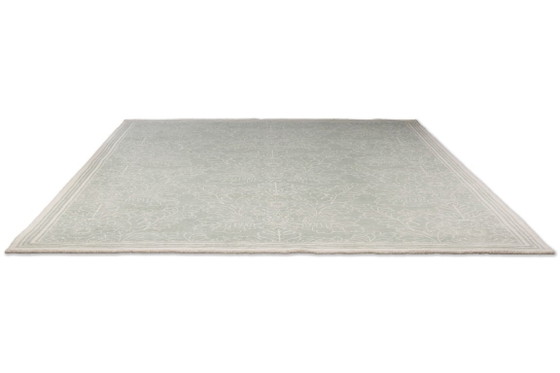 Image 1 of Laura Ashley Silchester Pale Saga – Luxe designvloerkleed – 250 x 350 cm