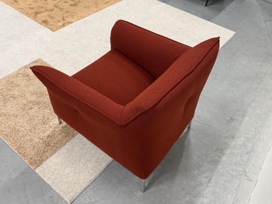Image 1 of Leolux Mayon armchair red fabric