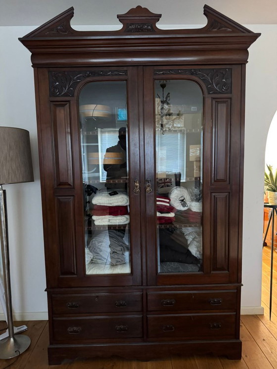 Mahogany Wooden display cabinet with glass and drawers, Brown, Klassiek (photo 8 of 12)
