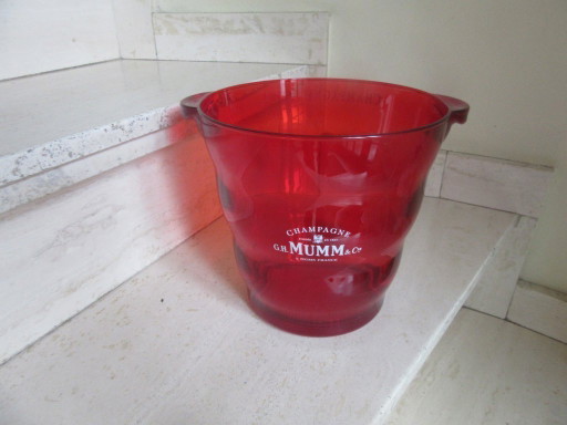 G.H. MUMM - champagne bucket, ice bucket, red plexiglass, design classic.