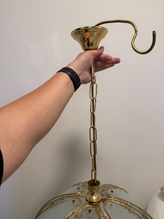 Image 1 of Magnifique suspension de style Hollywood Regency vintage – Laiton et verre – Années 70/80
