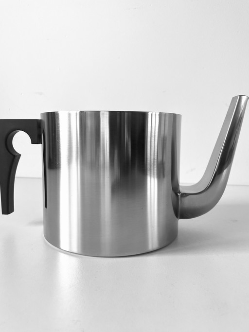 Teiera Stelton da 1,25 l di Arne Jacobsen. – tafelaccessoires, Plastic, rvs (photo 2 of 9)