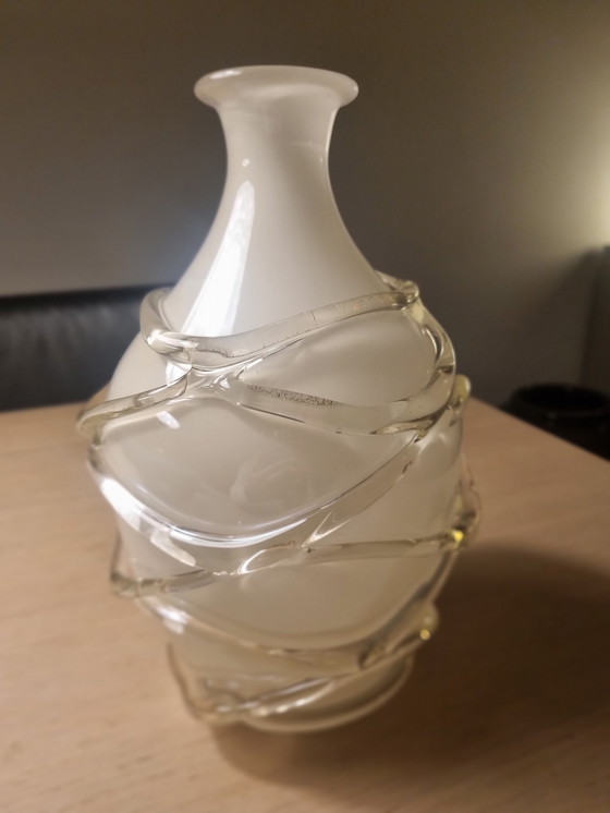 Image 1 of Vaso in vetro bianco latte