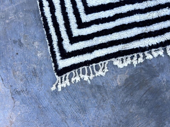 Image 1 of Tapis marocain écru à motifs géométriques 200cmx100cm 