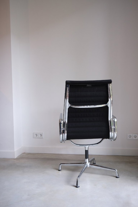 Image 1 of 4x Vitra Eames EA112 – Hopsak negro / Cromo