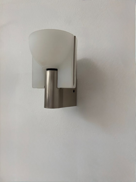 Image 1 of Coppia di applique vintage, metallo cromato e vetro sabbiato stampato, Italia, 1980