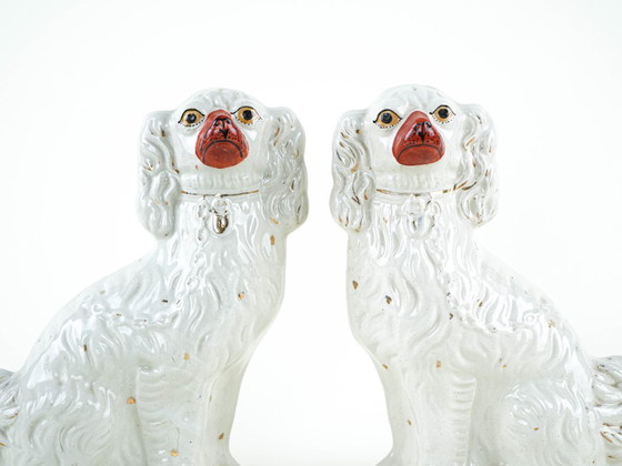 Image 1 of Ceramic mantelpiece figurines – Spaniels, Staffordshire style, made in England