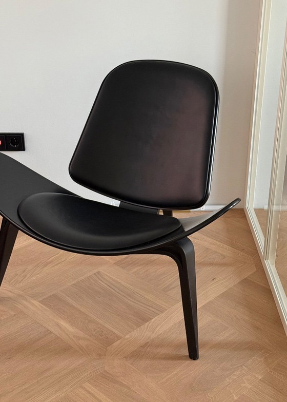 Image 1 of Carl Hansen & Søn CH07 Sedia a conchiglia