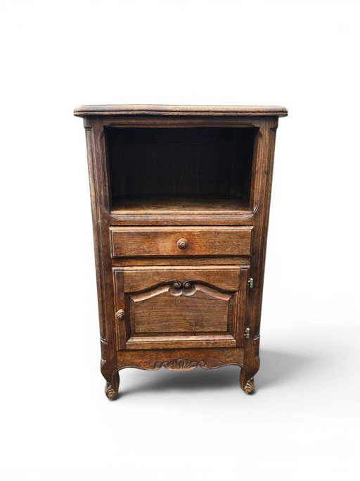 Klein bijzettafeltje van gesneden eikenhout in Louis XV-stijl – Wood (photo 2 of 5)