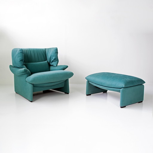 Cassina 'Portovenere' Lounge Chair with Ottoman - Vico Magistretti - Italy, 1980s