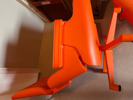 Image 1 of 1x Mal Eames armchair incl. hocker