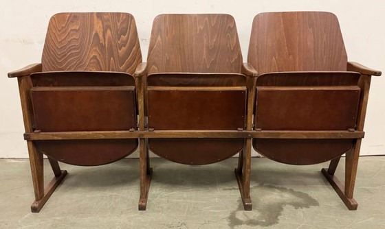 Image 1 of Vintage 3-zits bioscoopbank van Ton, jaren 60