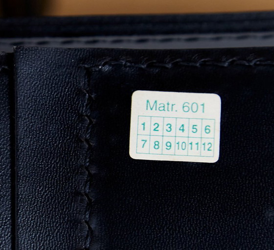 Image 1 of Chaise Wassily conçue par Marcel Breuer pour Knoll International