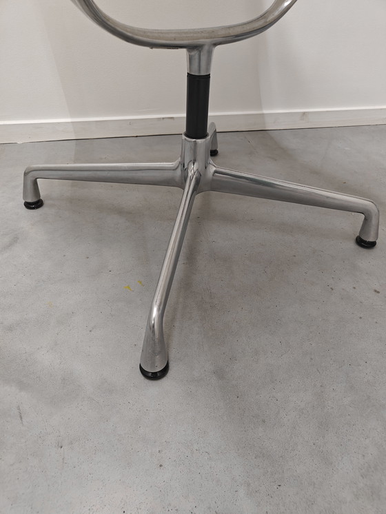 Image 1 of Sedie Vitra Eames EA 108 - Set di 8
