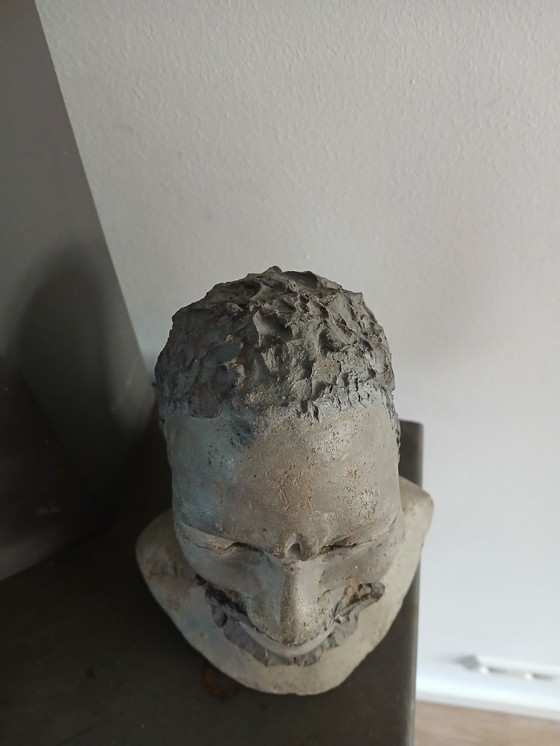 Image 1 of Escultura busto de arcilla