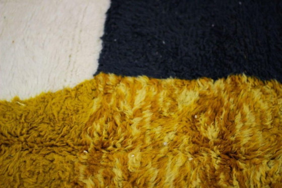 Image 1 of Traditional handmade carpet 250cmx150cm